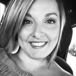 Meet your Posher, Bailey